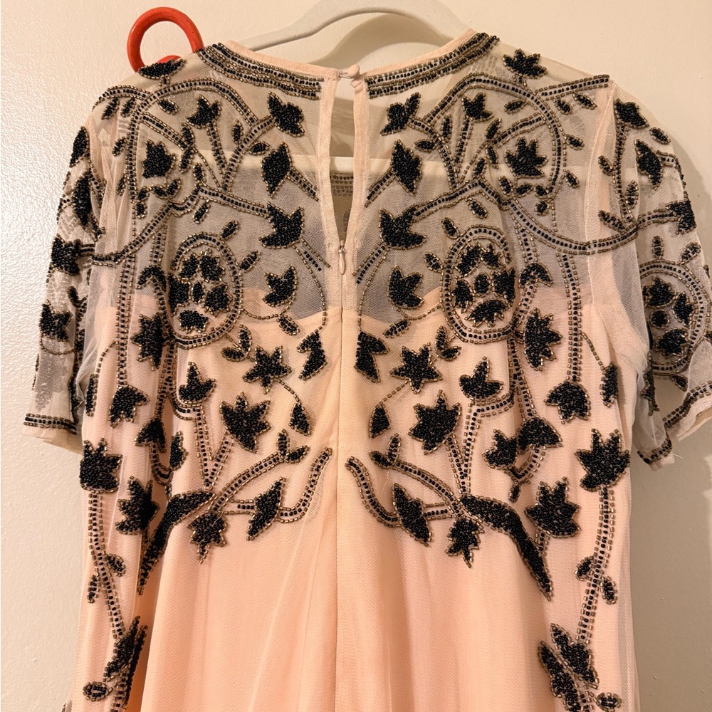 ASOS- Elegant Cream and Black Embroidered Gown - Picture 3 of 13